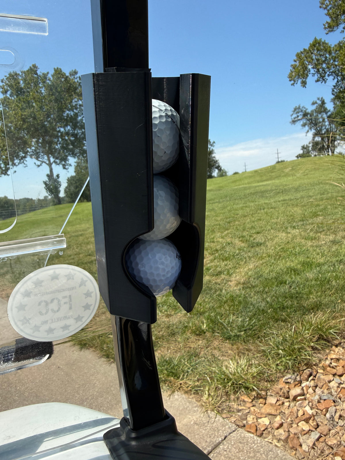 The Mulligan – Magnetic Golf Ball Holder